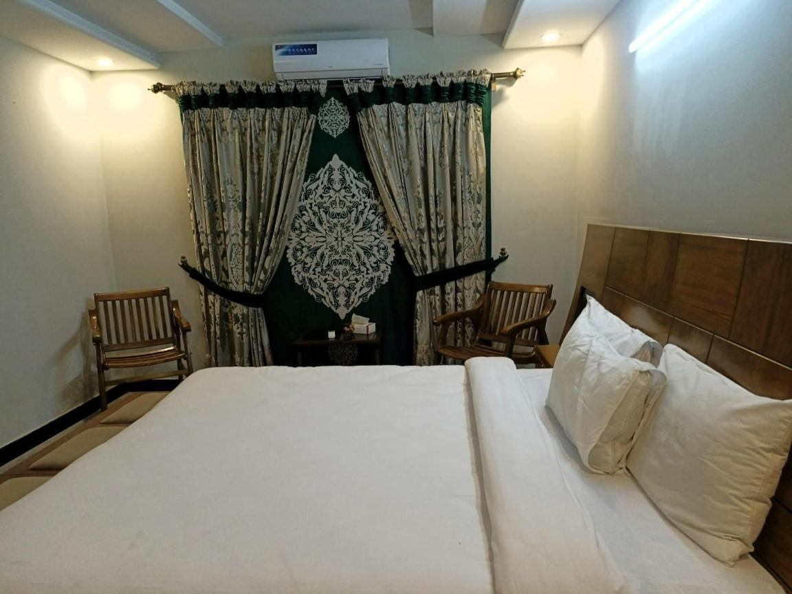 Bed & Breakfast Islamabad Hotel Ngoại thất bức ảnh