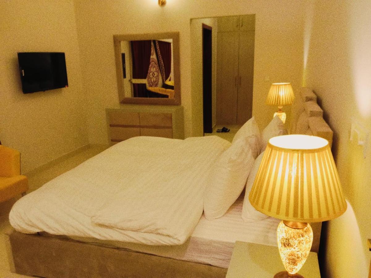 Bed & Breakfast Islamabad Hotel Ngoại thất bức ảnh