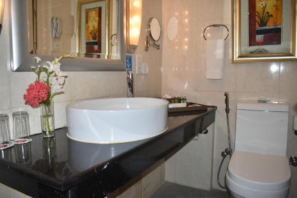 Bed & Breakfast Islamabad Hotel Ngoại thất bức ảnh