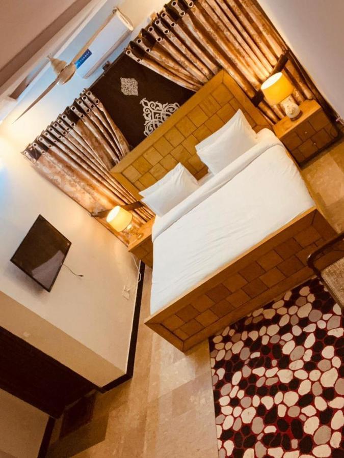 Bed & Breakfast Islamabad Hotel Ngoại thất bức ảnh