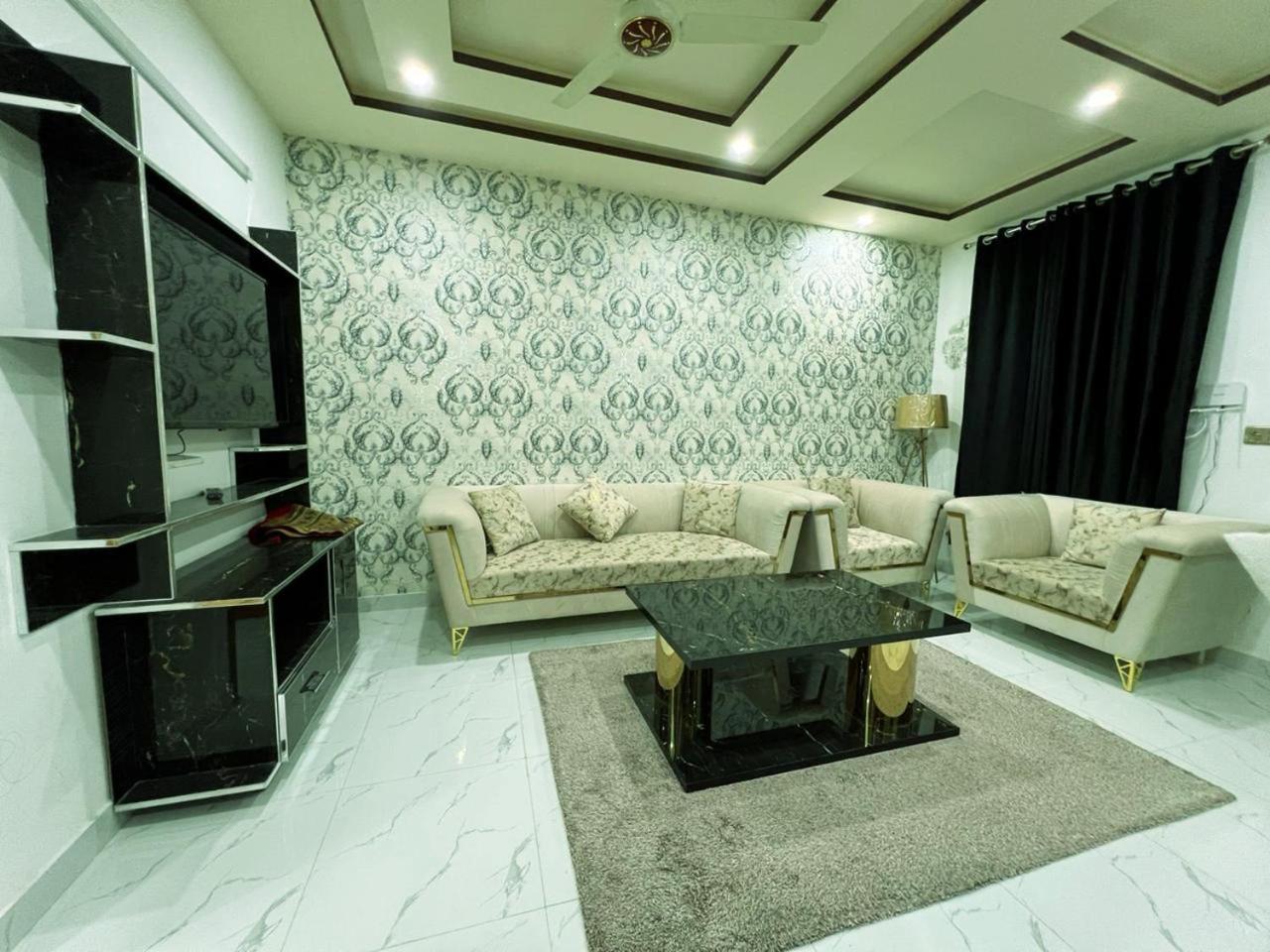 Bed & Breakfast Islamabad Hotel Ngoại thất bức ảnh