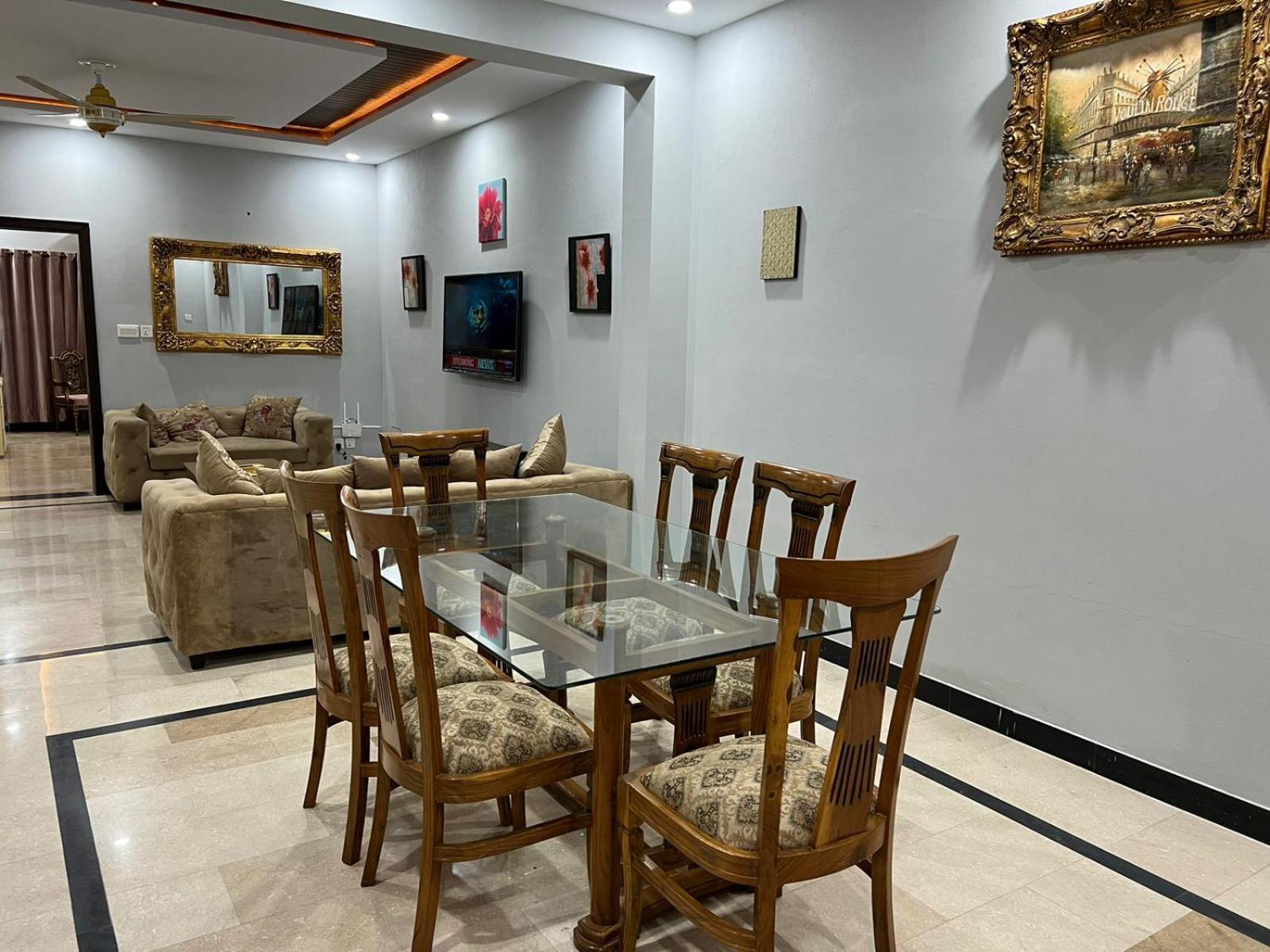 Bed & Breakfast Islamabad Hotel Ngoại thất bức ảnh